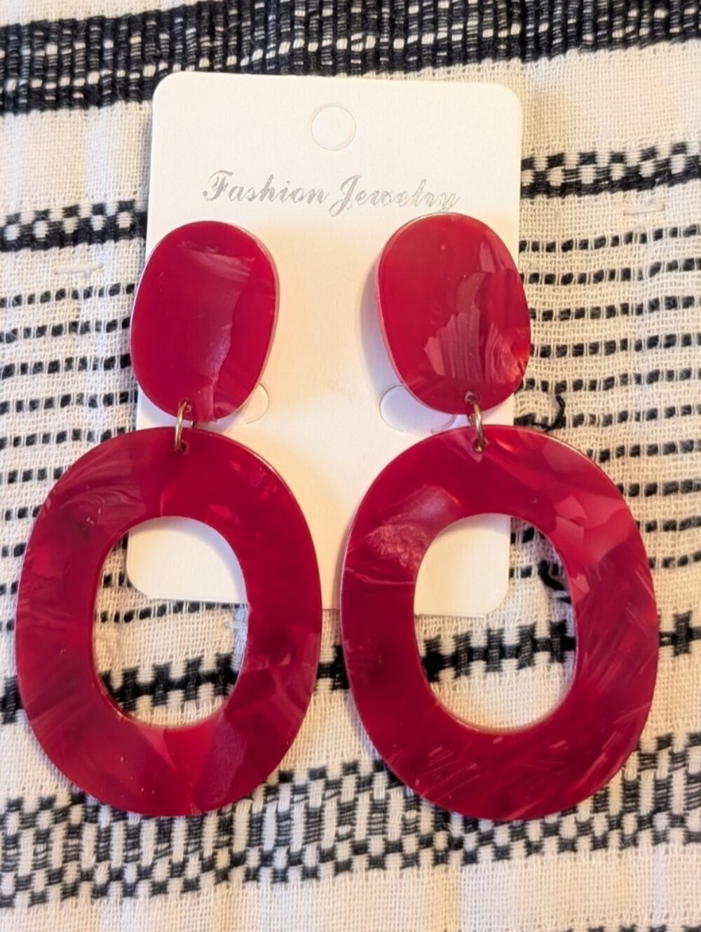 Fashion Jewelry Raspberry Marbled Open Oval Drop Earrings‎